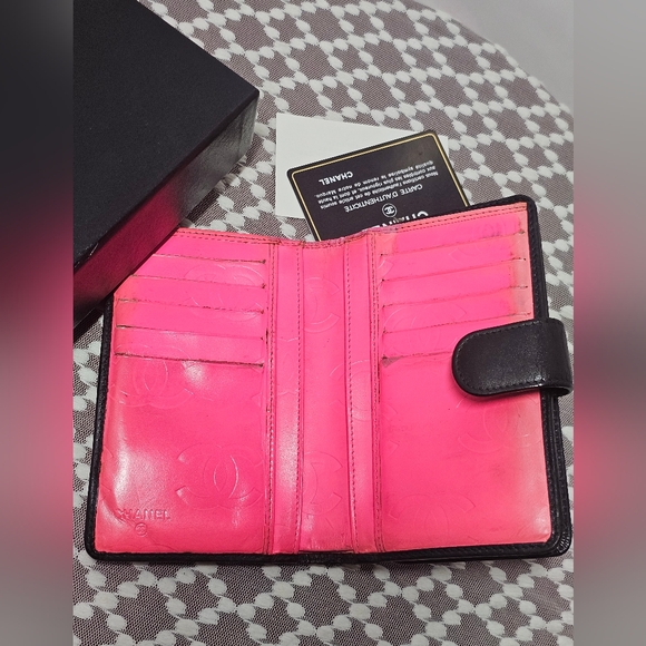 Authentic Chanel Bifold Cambon line wallet with Box/ Card - Picture 10 of 17